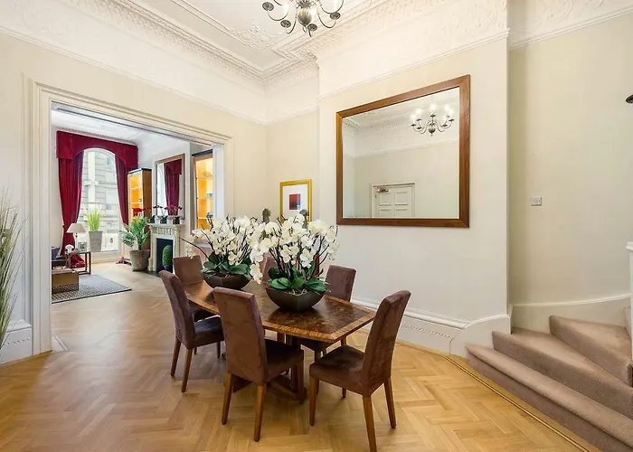 Grand Ambassadorial Duplex Apartment Hyde Park